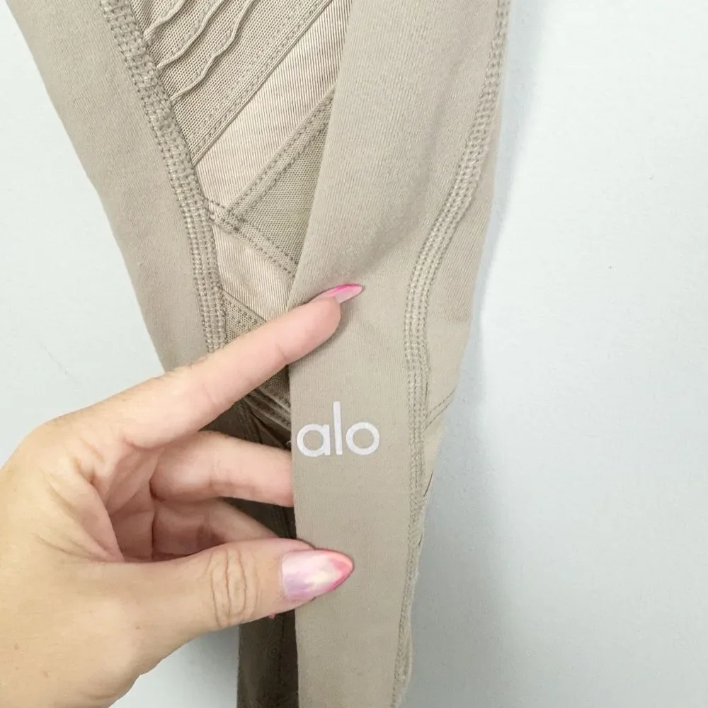 ALO YOGA | Tan Moto High Rise Full Length Leggings Women’s Size Small